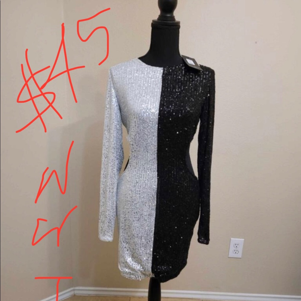 Fashion Nova dress NWT open on sides